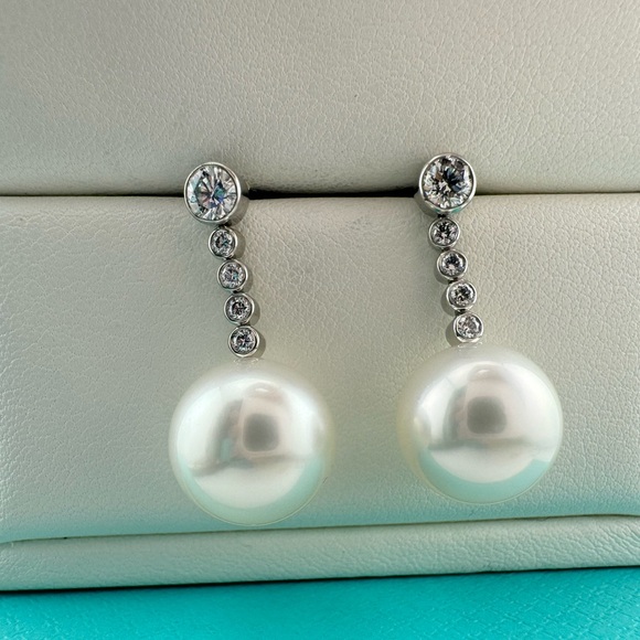 Tiffany & Co. Jazz South Sea Pearl Earrings with Diamonds in Platinum - Picture 1 of 8